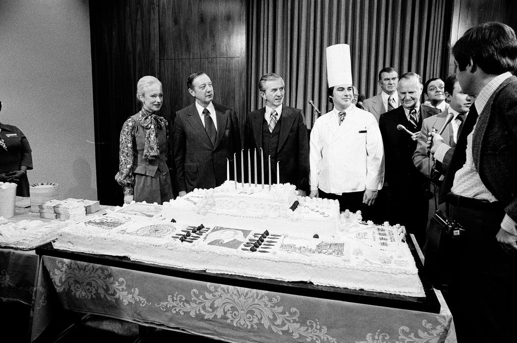 Mayor Bilandic celebrates Chicago's birthday - Jim Frost for Chicago Sun-Times