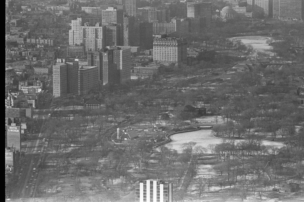 Views of Lake Michigan and city from skyscraper - Jack Lenahan for Chicago Sun-Times