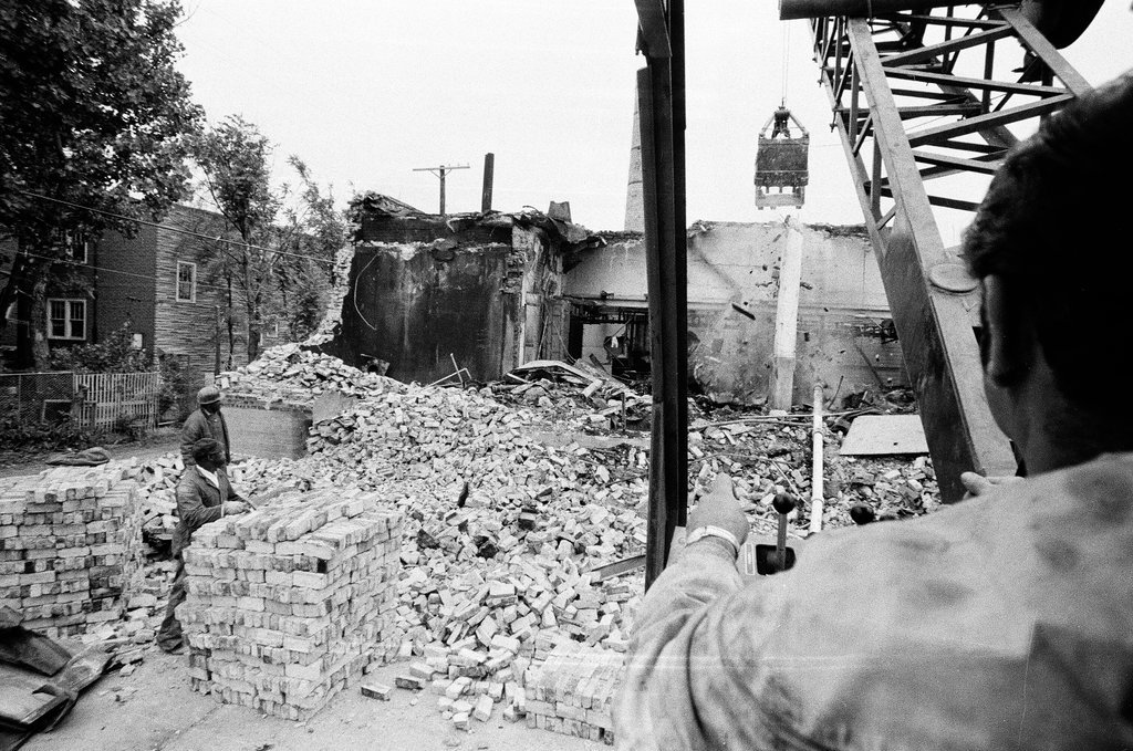 Demolition of Mickelberry Sausage Packing plant - Chicago Sun-Times