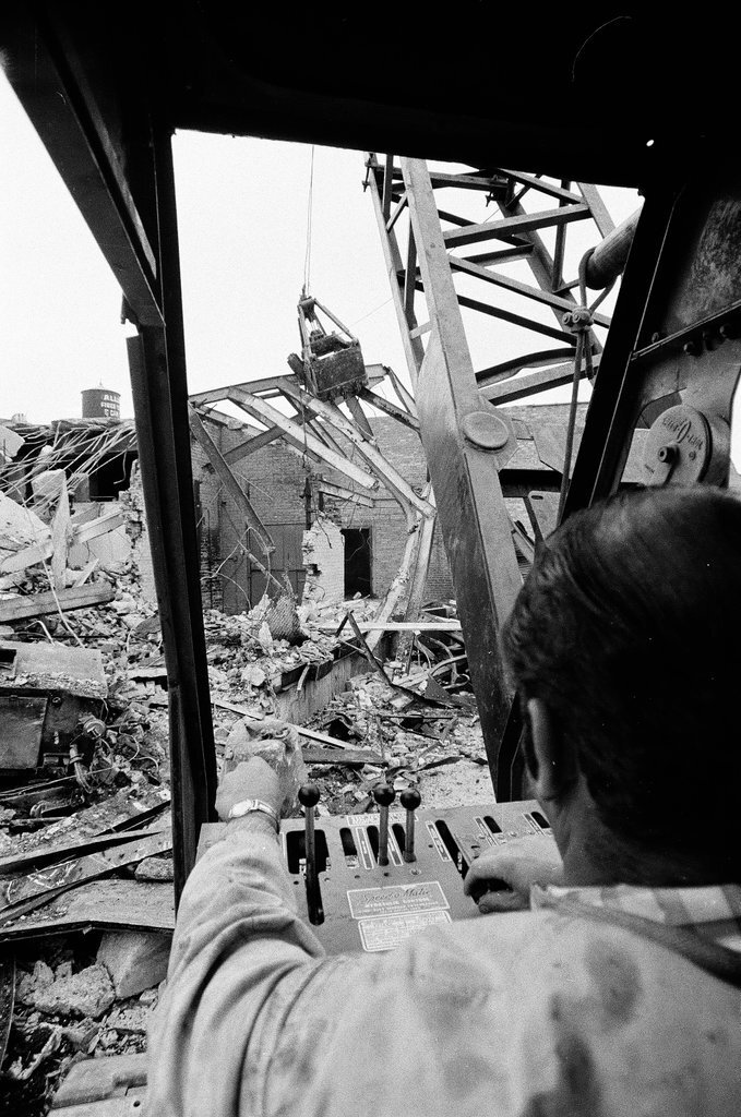 Demolition of Mickelberry Sausage Packing plant - Chicago Sun-Times