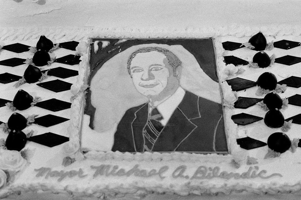 Mayor Bilandic celebrates Chicago's 141st birthday - Martha Hartnett for Chicago Sun-Times