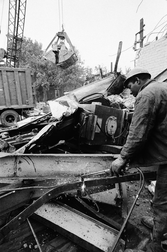 Demolition of Mickelberry Sausage Packing plant - Chicago Sun-Times