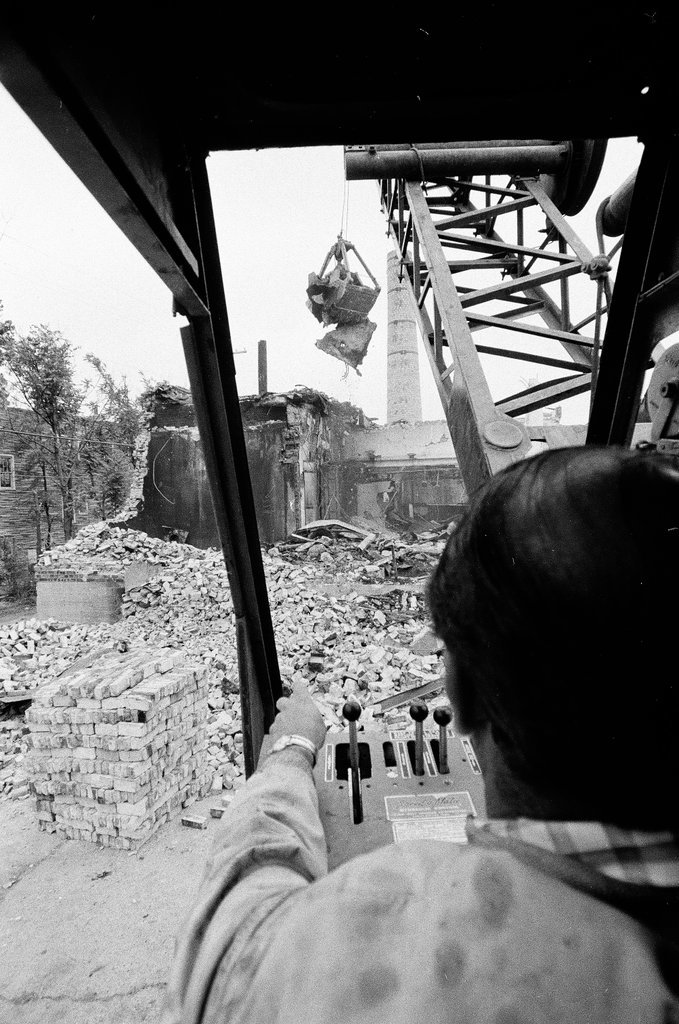 Demolition of Mickelberry Sausage Packing plant - Chicago Sun-Times