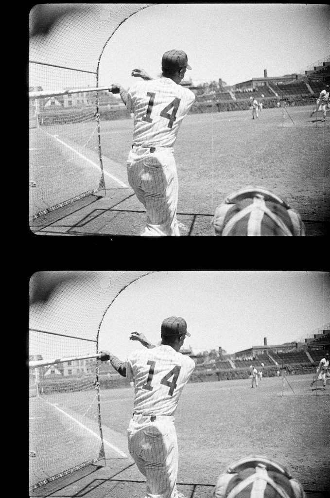 Ernie Banks at bat - Joe Kordick for Chicago Sun-Times