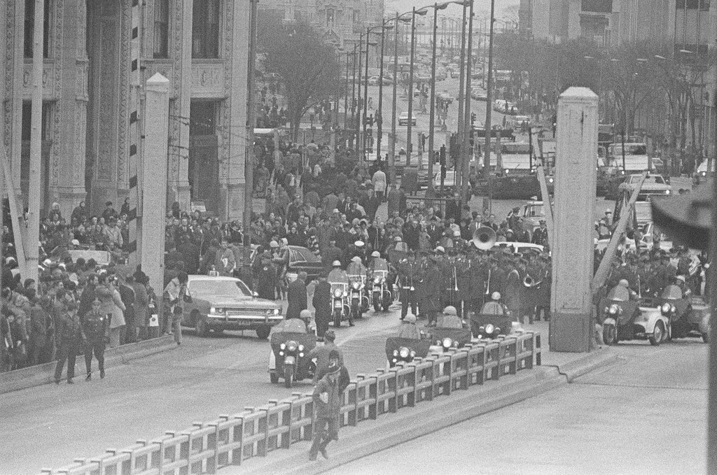 Parade in the Loop in honor of Apollo 15 astronauts - M. Leon Lopez for Chicago Sun-Times