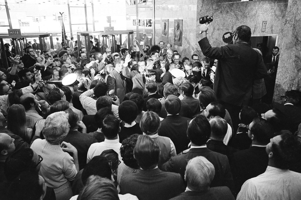 Richard Nixon in the lobby of the Sun Times building - Chuck (Charles) Kirman for Chicago Sun-Times