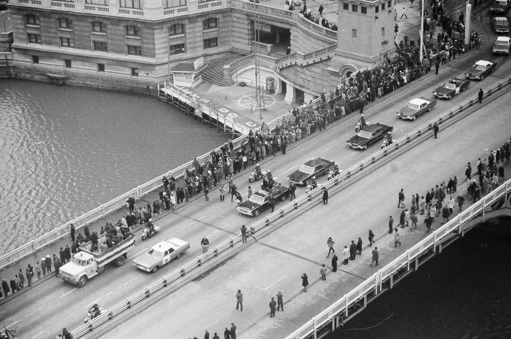 Aerial view of parade for Apollo 14 astronauts - Howard Lyon for Chicago Sun-Times