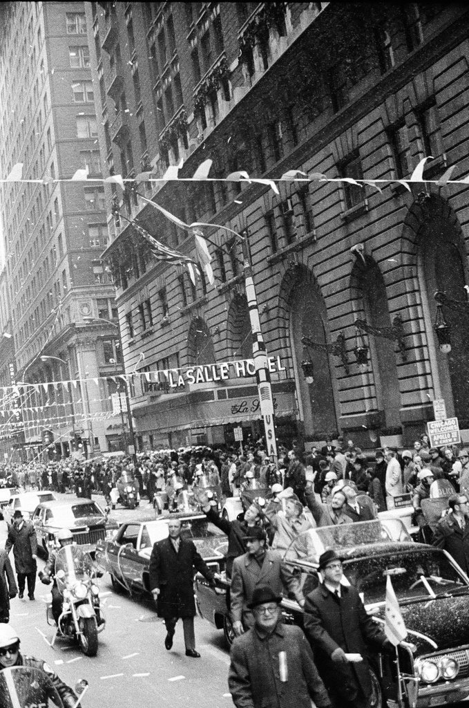 Parade for Apollo 14 astronauts in the Loop - Larry Graff for Chicago Sun-Times