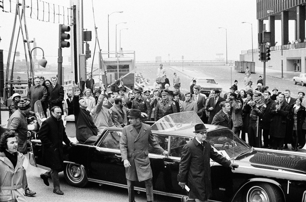 Parade for Apollo 14 astronauts in the Loop - Larry Graff for Chicago Sun-Times