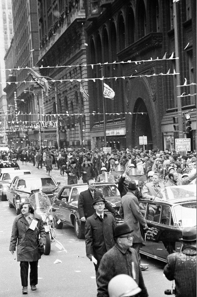 Parade for Apollo 14 astronauts in the Loop - Larry Graff for Chicago Sun-Times