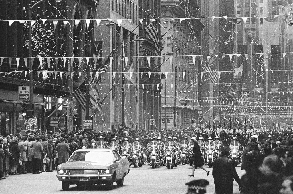 Parade in the Loop in honor of Apollo 15 astronauts - M. Leon Lopez for Chicago Sun-Times