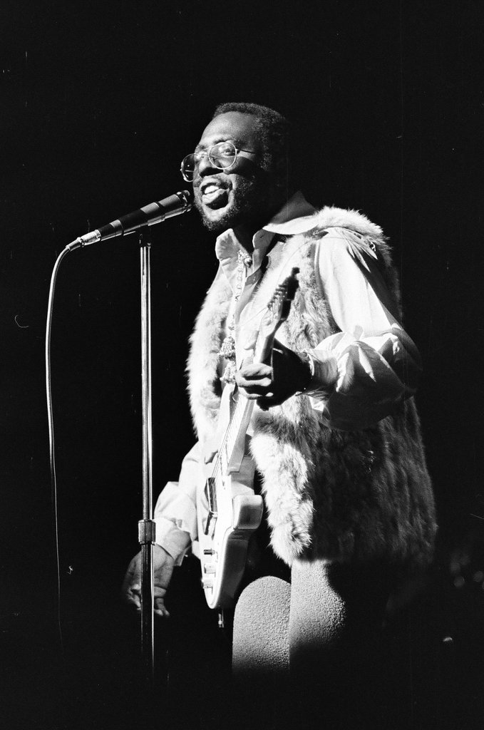 Curtis Mayfield on stage - Bob (Robert) Black for Chicago Sun-Times