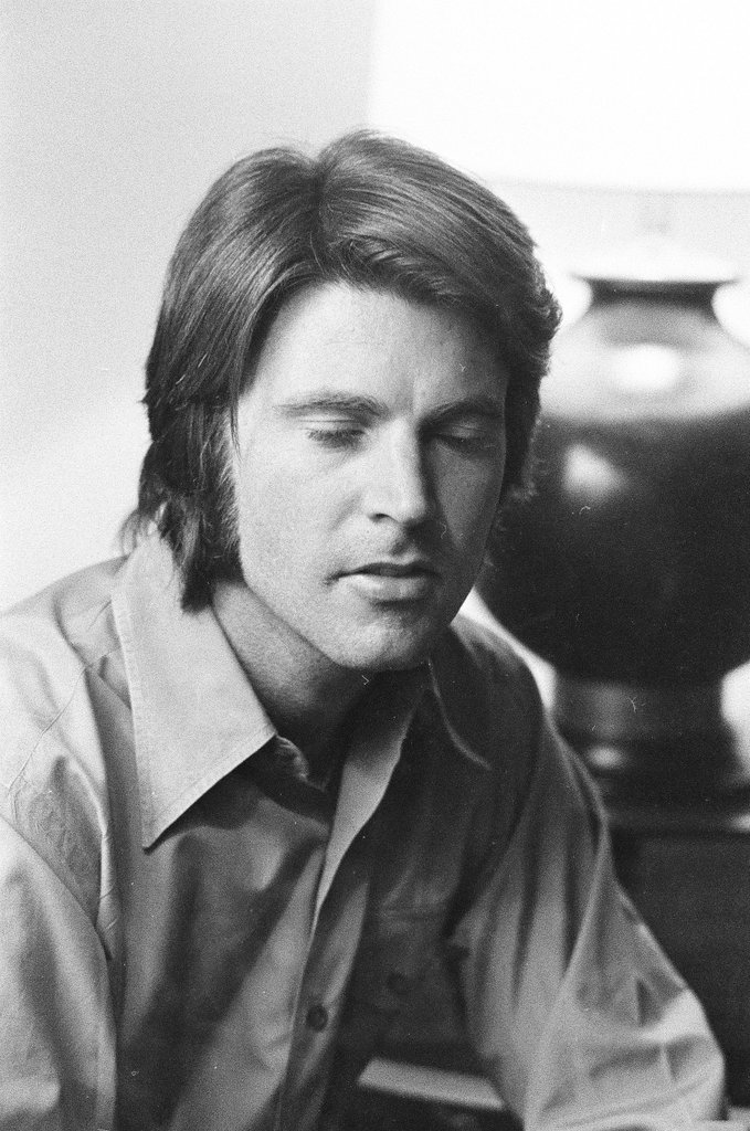 Rick Nelson sitting - Edmund Jarecki for Chicago Sun-Times