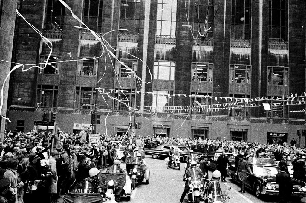 Parade for Apollo 14 astronauts in the Loop - Larry Graff for Chicago Sun-Times