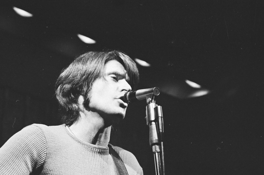 Rick Nelson performs at Mister Kelly's - Howard D. Simmons for Chicago Sun-Times