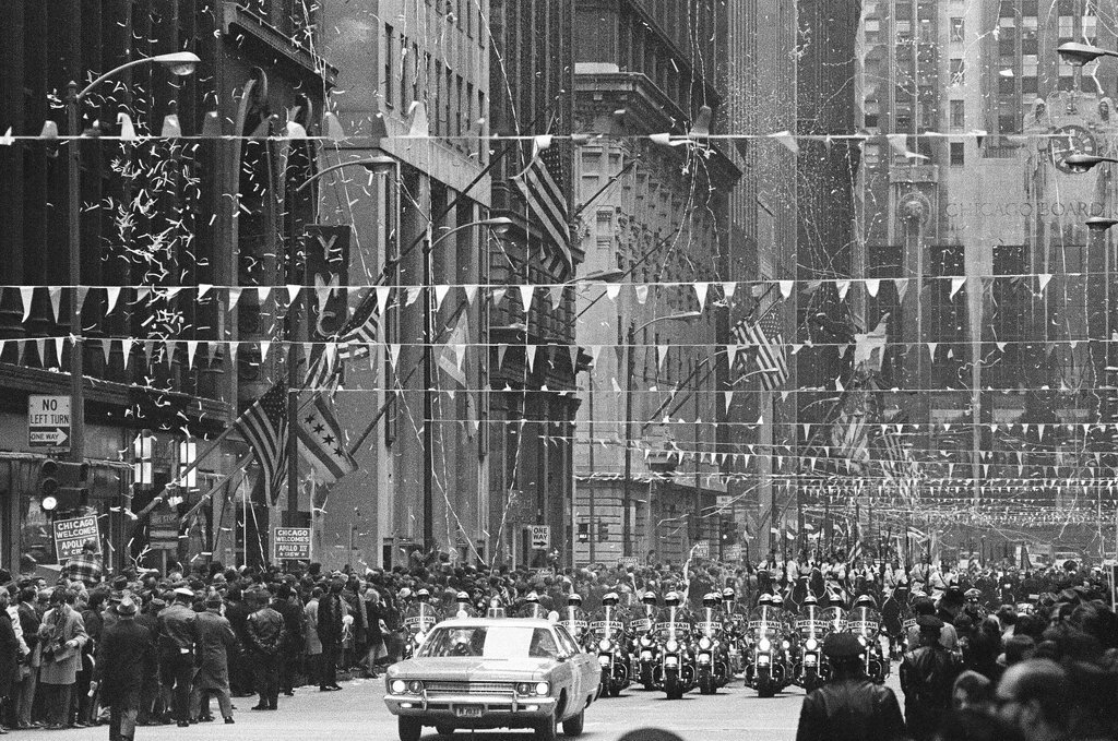 Parade in the Loop in honor of Apollo 15 astronauts - M. Leon Lopez for Chicago Sun-Times