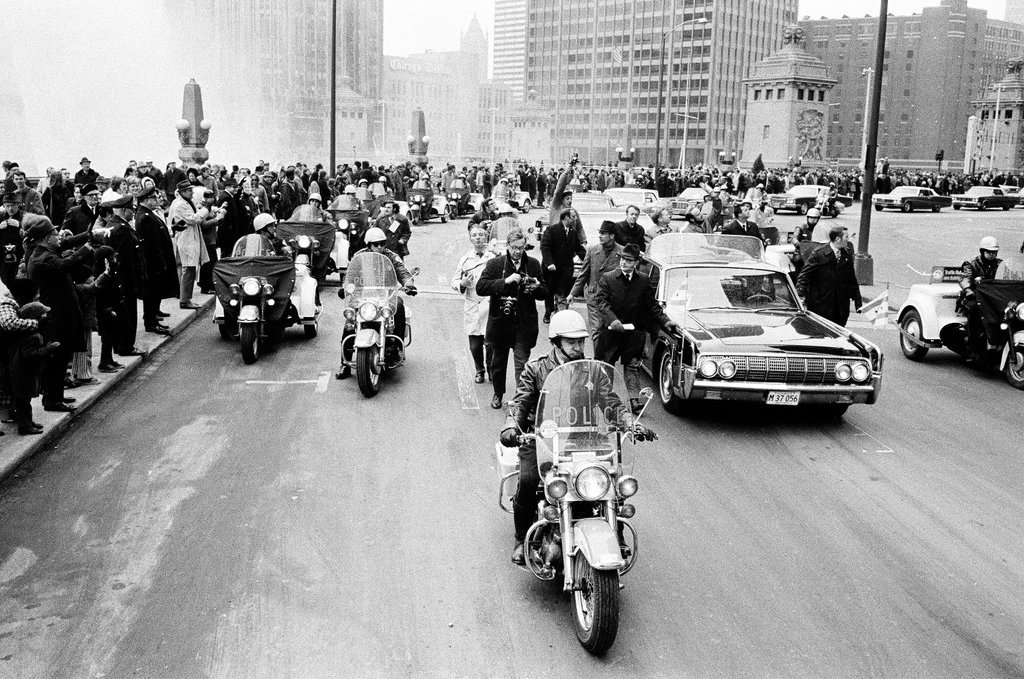 Parade for Apollo 14 astronauts in the Loop - Larry Graff for Chicago Sun-Times