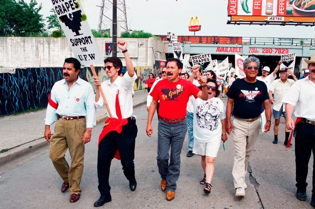Boycott grapes rally and march in Pilsen - Ellen Domke for Chicago Sun-Times