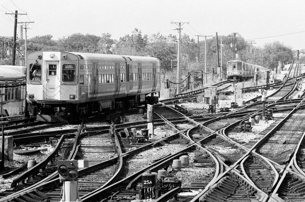North side elevated train line - Chicago Sun-Times