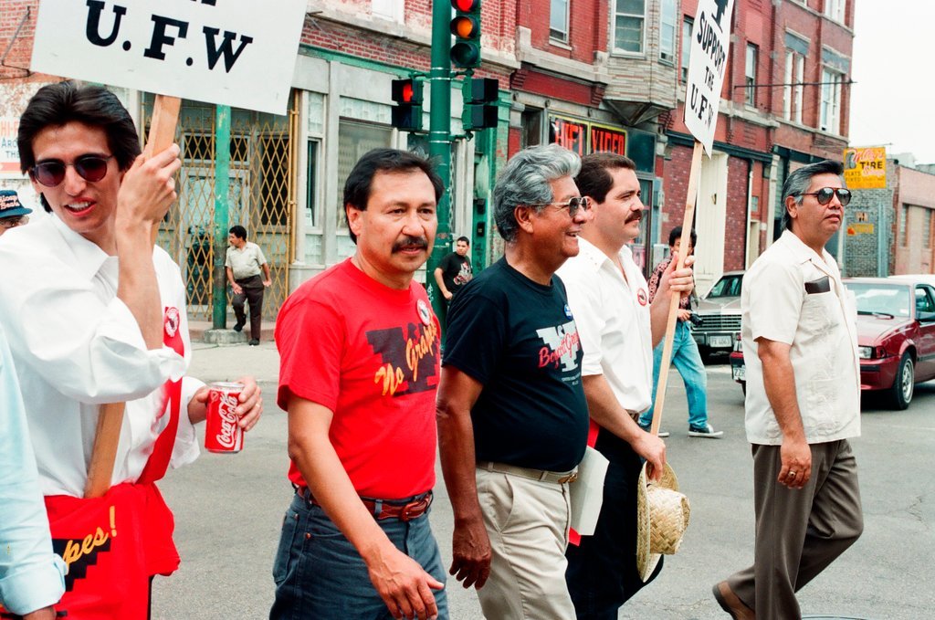 Boycott grapes rally and march in Pilsen - Ellen Domke for Chicago Sun-Times