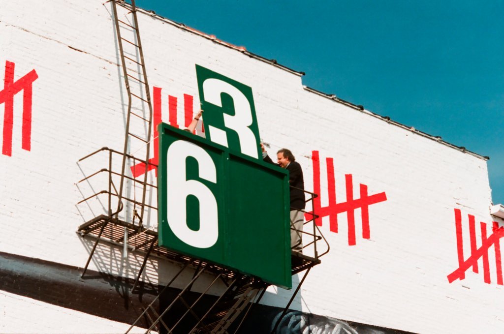 Number 63 added to Sammy Sosa mural - Al Podgorski for Chicago Sun-Times