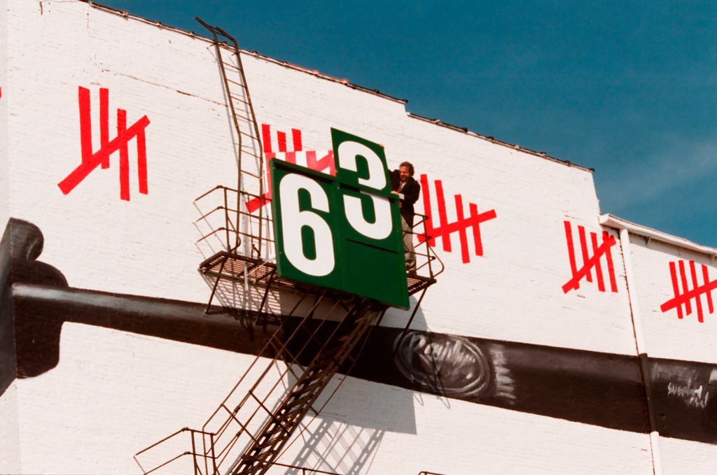 Number 63 added to Sammy Sosa mural - Al Podgorski for Chicago Sun-Times