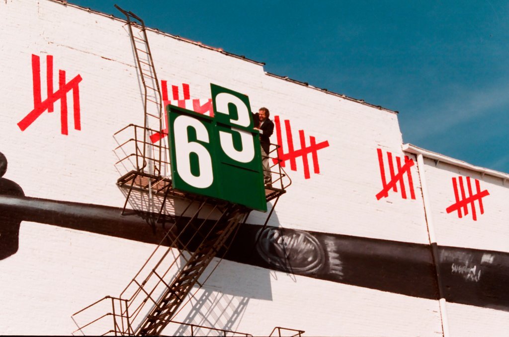 Number 63 added to Sammy Sosa mural - Al Podgorski for Chicago Sun-Times