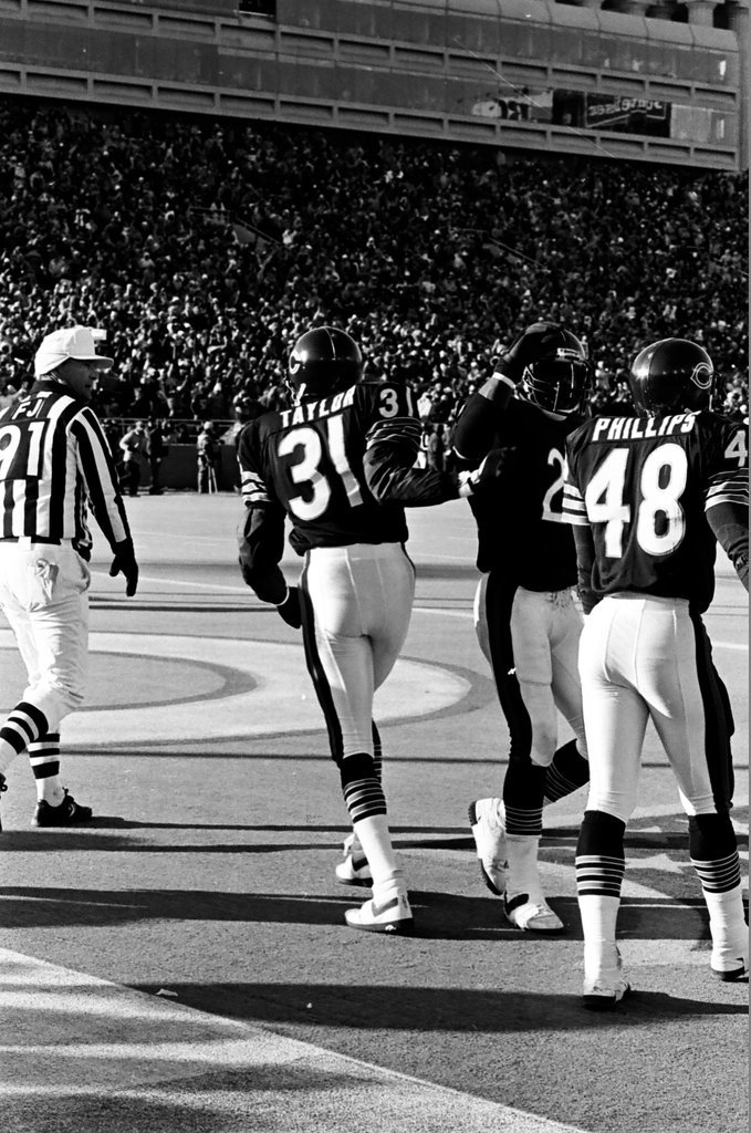 Chicago Bears vs. New York Giants - Al Podgorski for Chicago Sun-Times