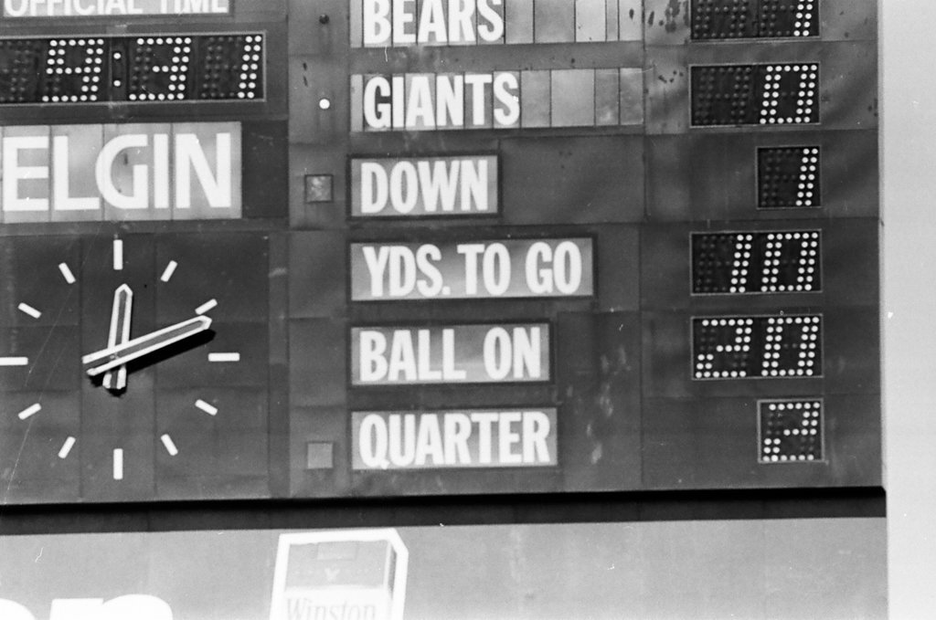 Chicago Bears vs. New York Giants - Al Podgorski for Chicago Sun-Times