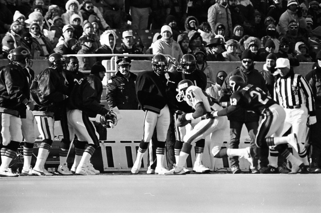 Chicago Bears vs. New York Giants - Al Podgorski for Chicago Sun-Times