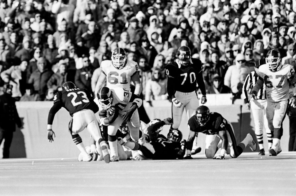 Chicago Bears vs. New York Giants - Al Podgorski for Chicago Sun-Times