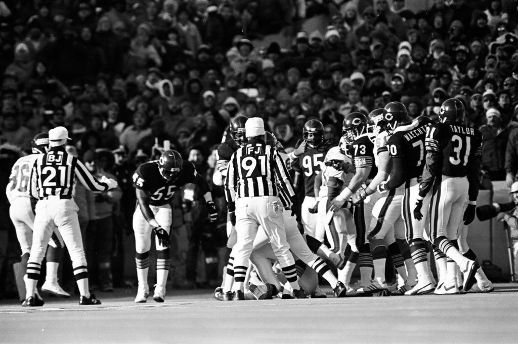 Chicago Bears vs. New York Giants - Al Podgorski for Chicago Sun-Times