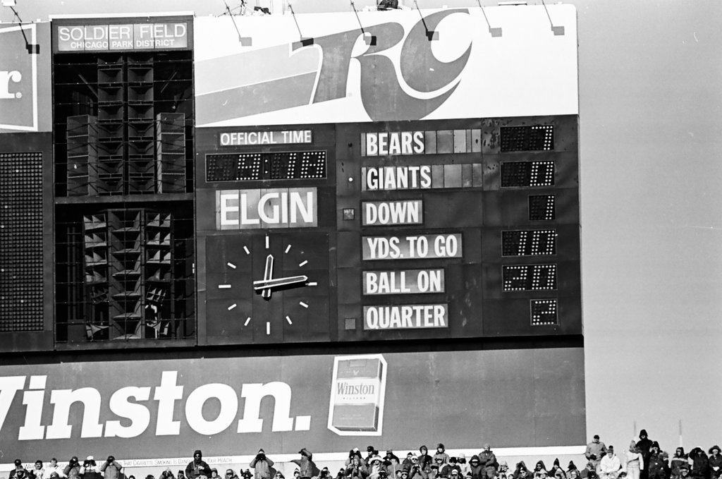 Chicago Bears vs. New York Giants - Al Podgorski for Chicago Sun-Times