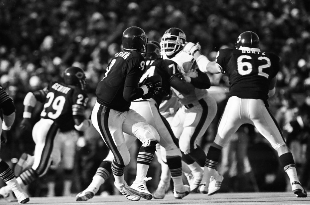 Chicago Bears vs. New York Giants - Al Podgorski for Chicago Sun-Times