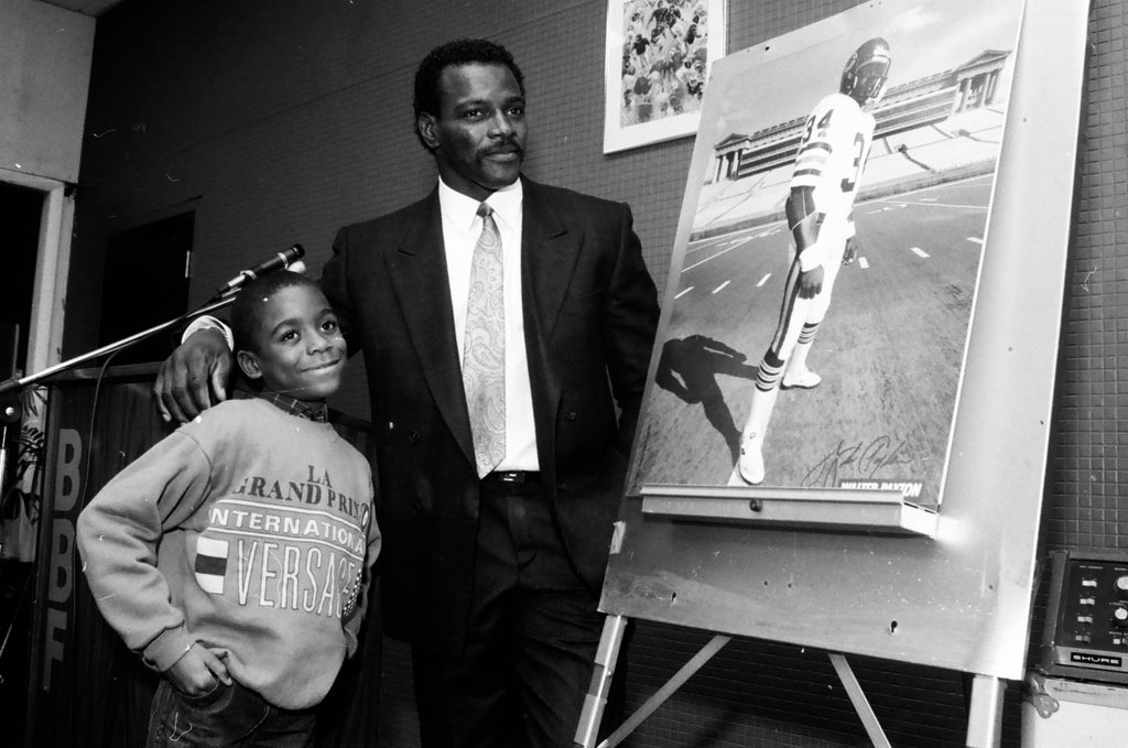 Walter Payton kicks off poster campaign benefiting Better Boys Foundation - Jack Lenahan for Chicago Sun-Times