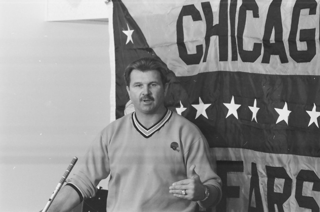Mike Ditka holds press conference - Bob Ringham for Chicago Sun-Times