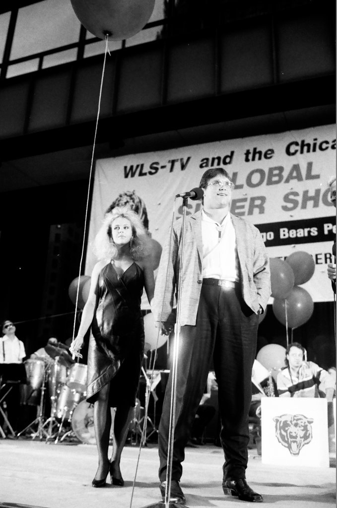 Chicago Bears pep rally at Daley Plaza - Jack Lenahan for Chicago Sun-Times