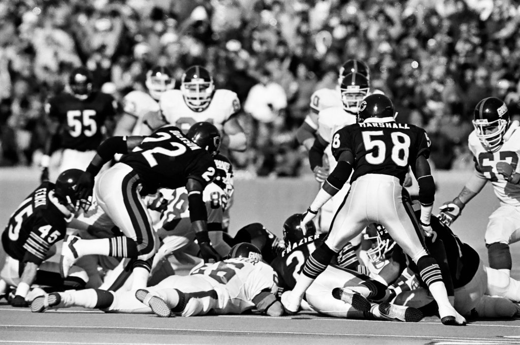 Chicago Bears vs. New York Giants - Al Podgorski for Chicago Sun-Times