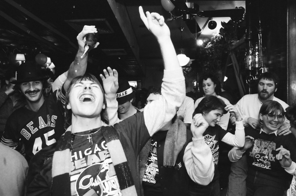 Bears fans celebrate Super Bowl win - Al Podgorski for Chicago Sun-Times