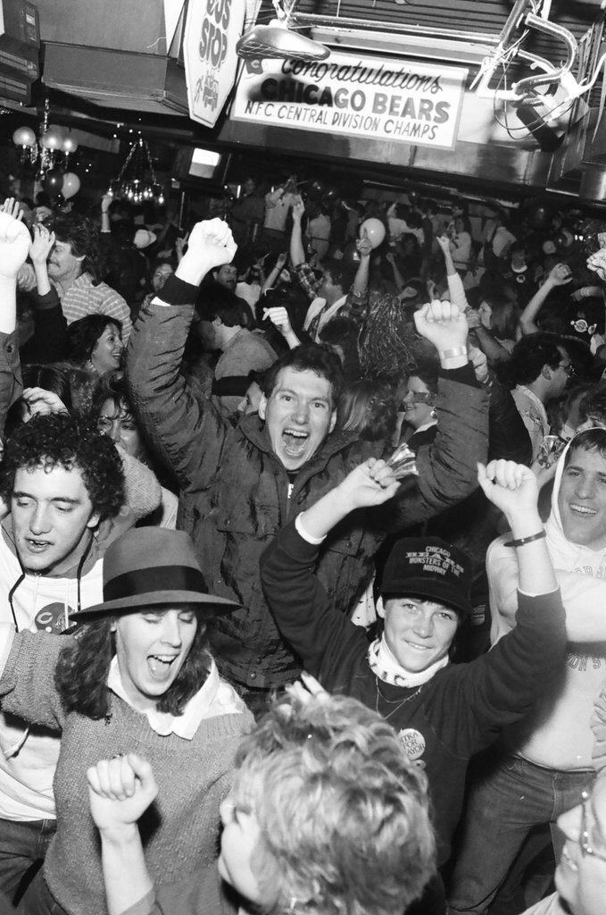 Bears fans celebrate Super Bowl win - Amanda Alcock for Chicago Sun-Times
