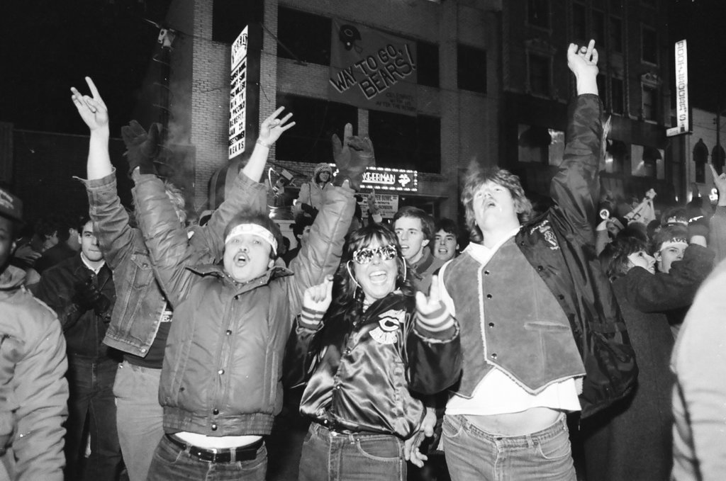 Bears fans celebrate Super Bowl win - Al Podgorski for Chicago Sun-Times