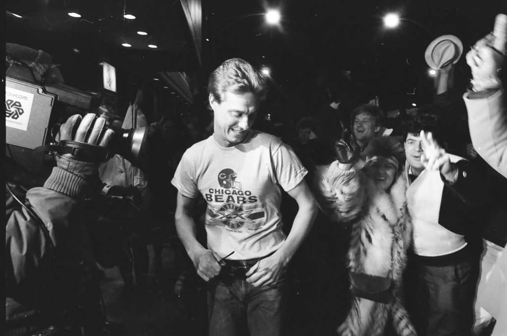 Bears fans celebrate Super Bowl win - Al Podgorski for Chicago Sun-Times