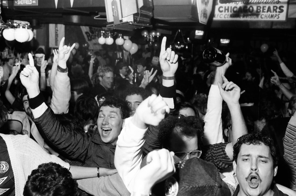 Bears fans celebrate Super Bowl win - Amanda Alcock for Chicago Sun-Times
