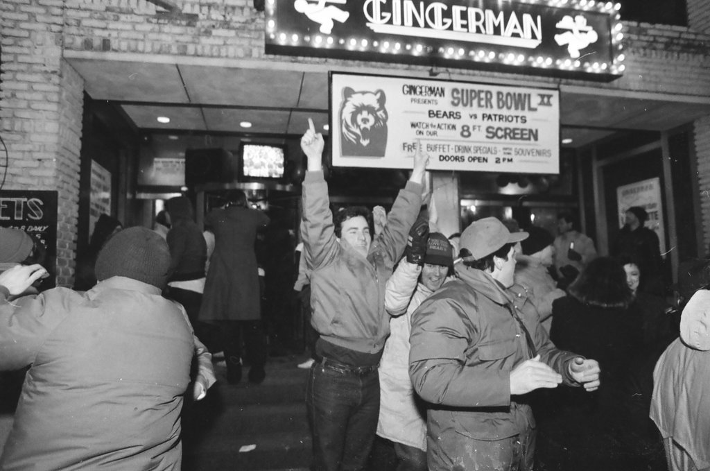 Bears fans celebrate Super Bowl win - Al Podgorski for Chicago Sun-Times