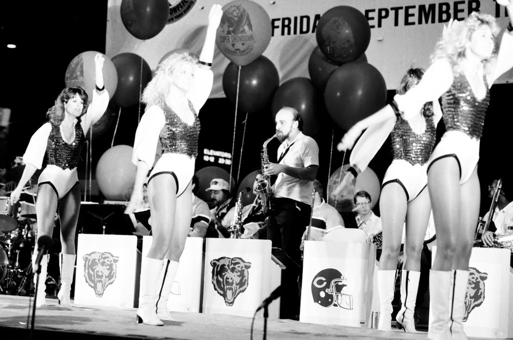 Chicago Bears pep rally at Daley Plaza - Jack Lenahan for Chicago Sun-Times