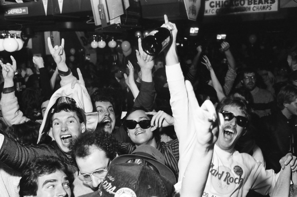 Bears fans celebrate Super Bowl win - Amanda Alcock for Chicago Sun-Times
