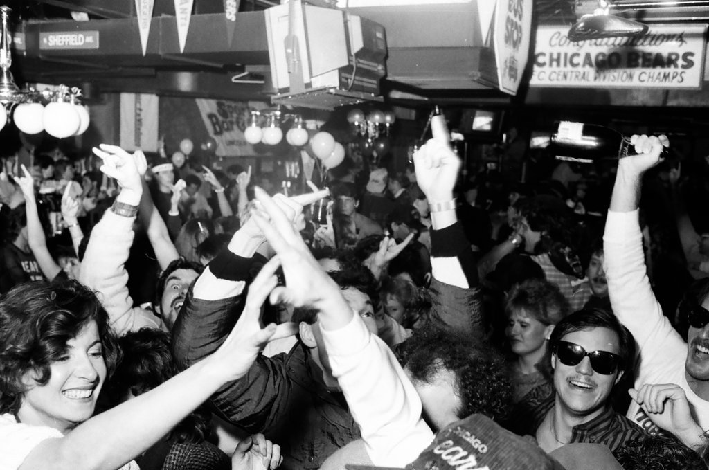 Bears fans celebrate Super Bowl win - Amanda Alcock for Chicago Sun-Times