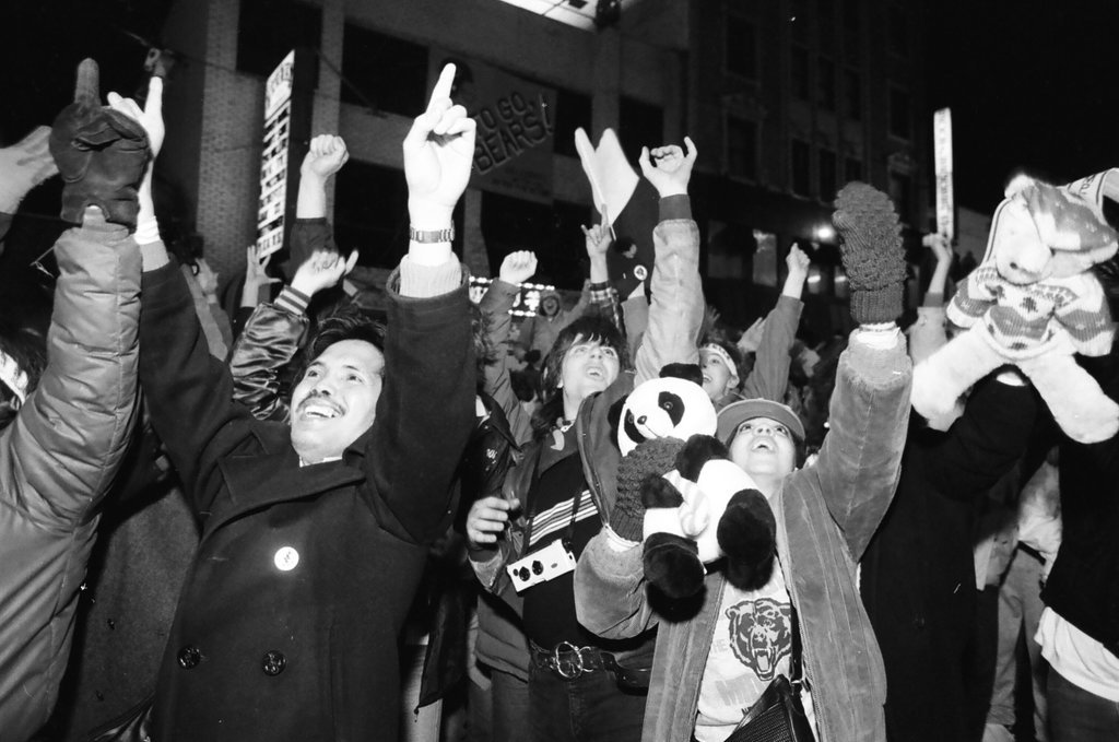Bears fans celebrate Super Bowl win - Al Podgorski for Chicago Sun-Times