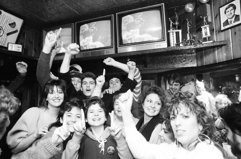 Bears fans celebrate Super Bowl win - Al Podgorski for Chicago Sun-Times