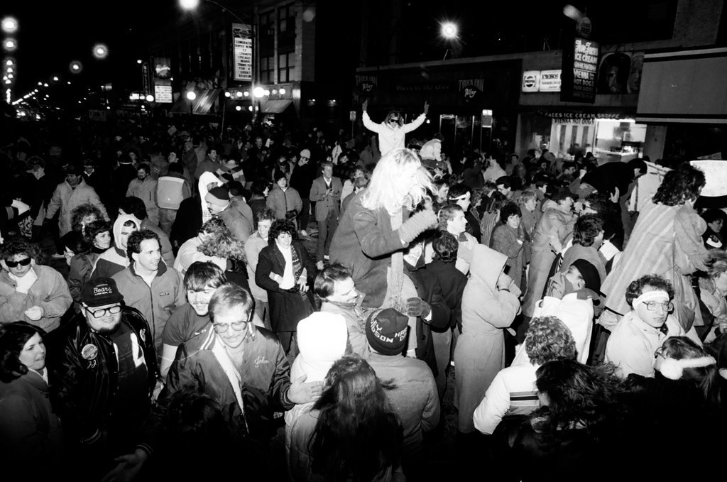 Bears fans celebrate Super Bowl win - Al Podgorski for Chicago Sun-Times